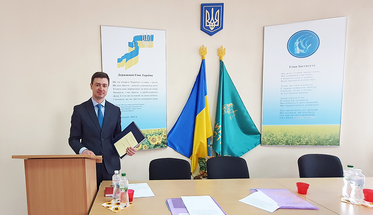 Исполнительный директор ИРС Максим Васин получил научную степень